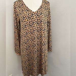 Buckhead Betties Sheath Dress V-Neck Animal Print Flowy Comfortable Size Medium